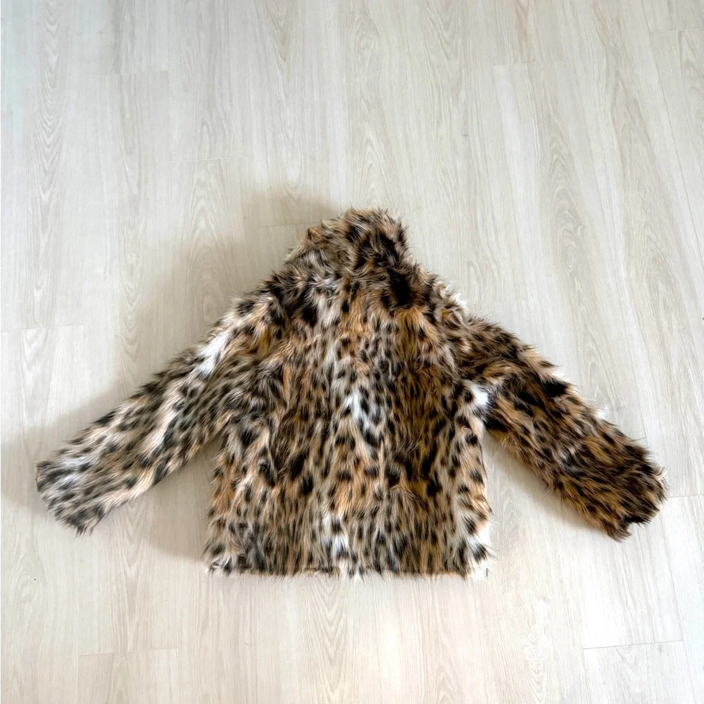 Faux Fur Leopard Jacket - Picture 15 of 15